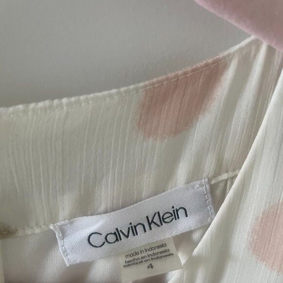 Dress - Picture 3 of 4